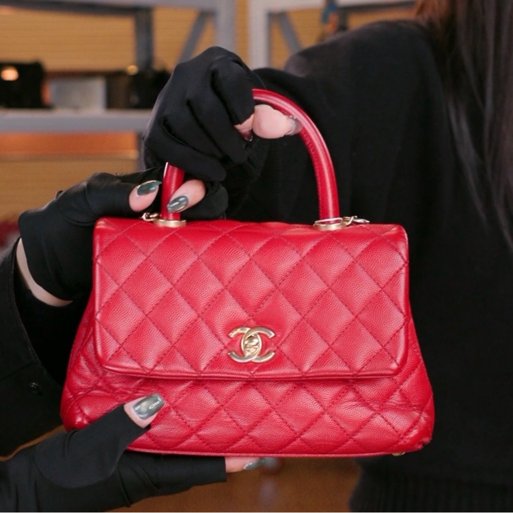 Chanel Caviar small red CoCo Handle gold hardware 2017-2018